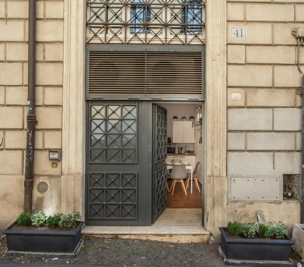 Colosseum Royal Apartamento